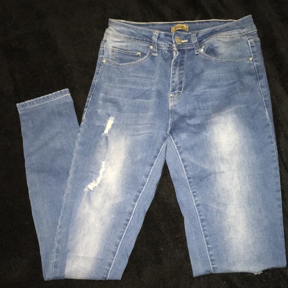 Jeans - Picture 2 of 3